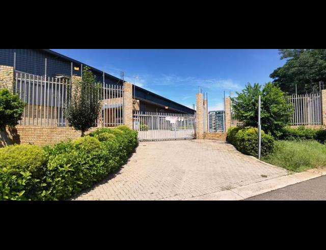 INDUSTRIAL PROPERTY TO RENT IN N4 GATEWAY INDUSTRIAL PARK